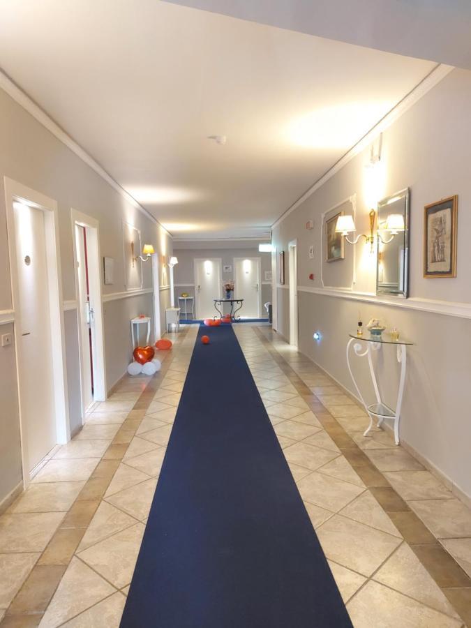 Hotel Caribe Casalnuovo Di Napoli Exteriör bild