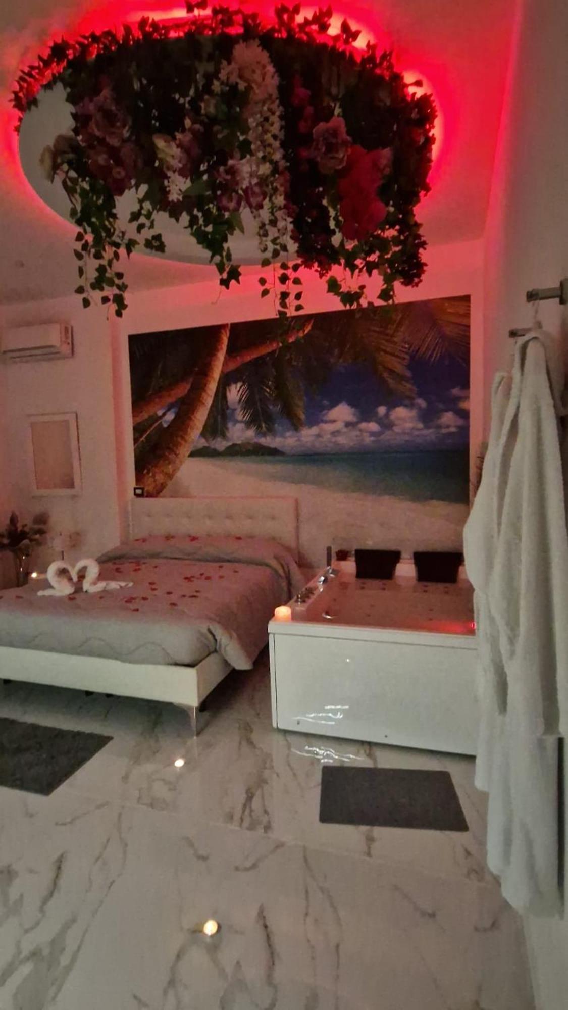 Hotel Caribe Casalnuovo Di Napoli Exteriör bild